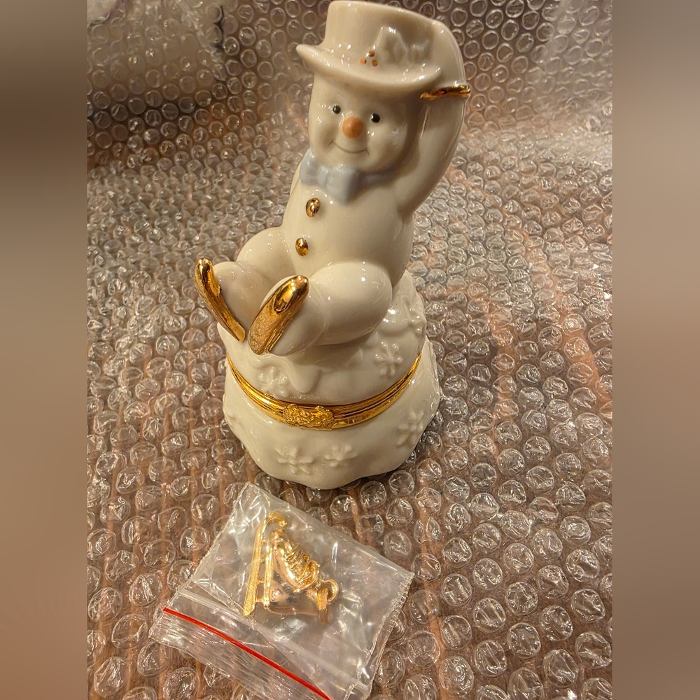 Lenox Treasures Skating Adventure Box With Ice Skate Charm